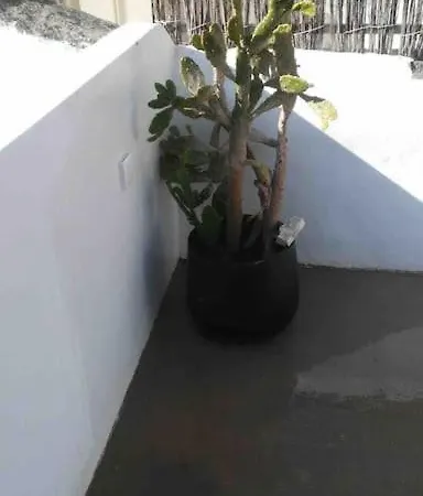 Traditional House: Private Pool And Sunny Terrace 빌라 포티마오