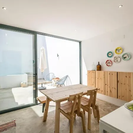 ヴィラ Traditional House: Private Pool And Sunny Terrace *