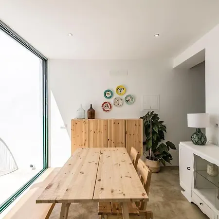 Traditional House: Private Pool And Sunny Terrace Villa Portimao