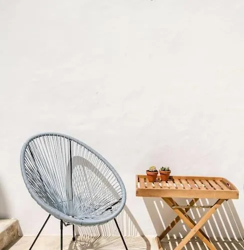 Traditional House: Private Pool And Sunny Terrace Villa