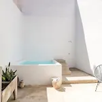Traditional House: Private Pool And Sunny Terrace Βίλα