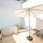 Βίλα Traditional House: Private Pool And Sunny Terrace Portimão